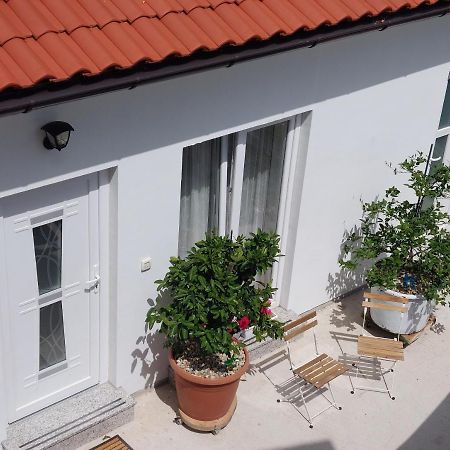 Ferienwohnung La Vie Krk Krk Town Exterior foto
