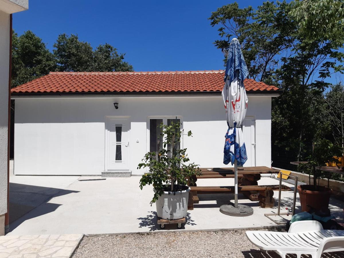 Ferienwohnung La Vie Krk Krk Town Exterior foto